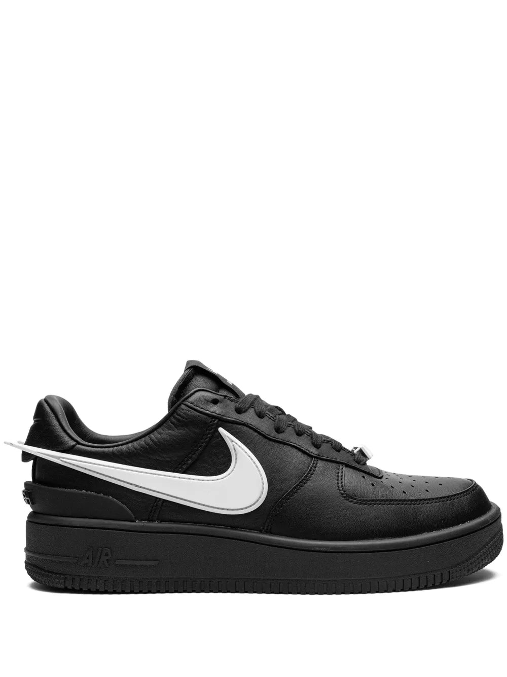 NIKE AIR FORCE ONE  LOW AMBUSH BLACK