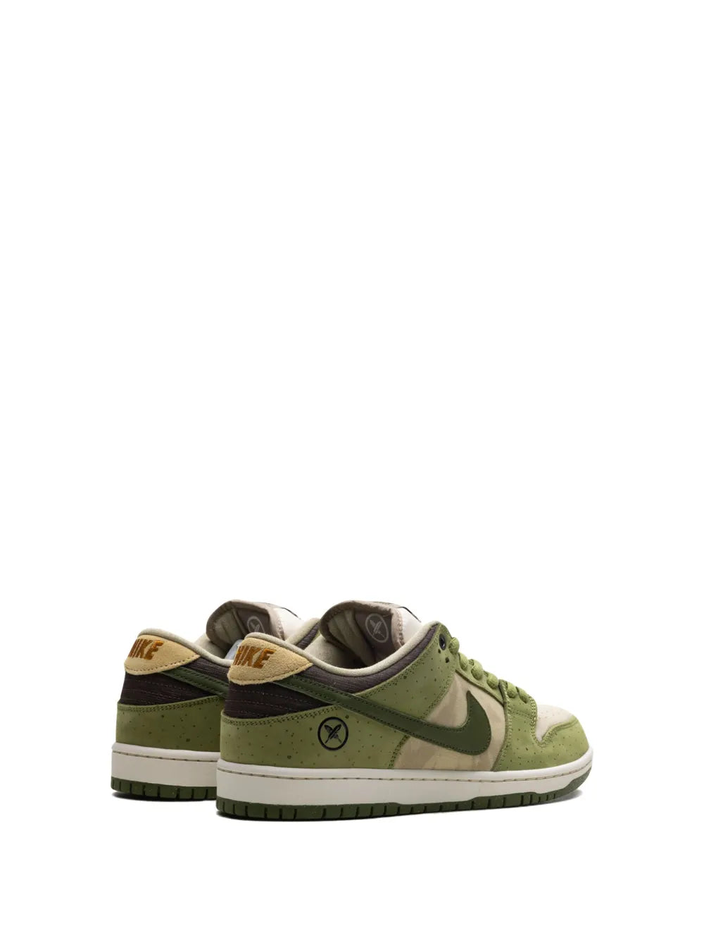 NIKE DUNK LOW SB x YUTO "MATCHA"