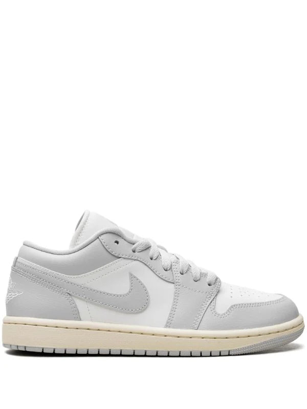 JORDAN 1 LOW SAIL NEUTRAL GREY (W)