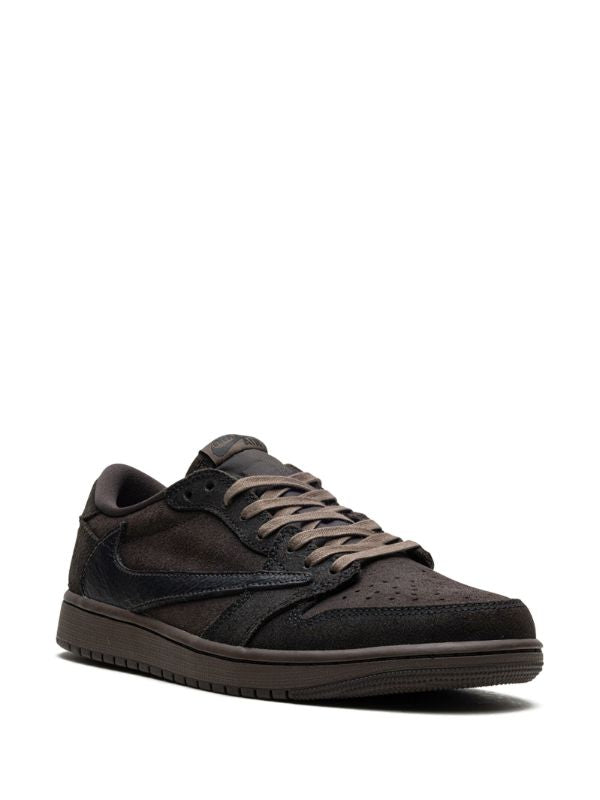 JORDAN 1 LOW OG x TRAVIS SCOTT “VELVET BROWN”