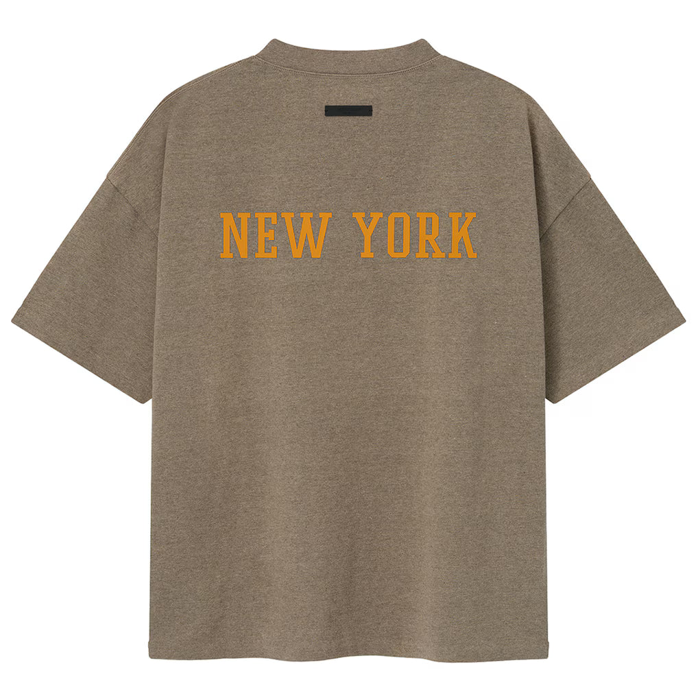 PLAYERA ESSENTIALS FEAR OF GOD x NBA NEW YOR KNICKS 90s (POR PEDIDO)